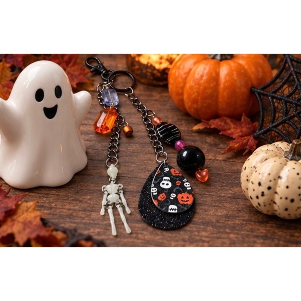 Halloween Purse Charm Skeleton Pumpkin Beaded Keychain 8” - Picture 7 of 7